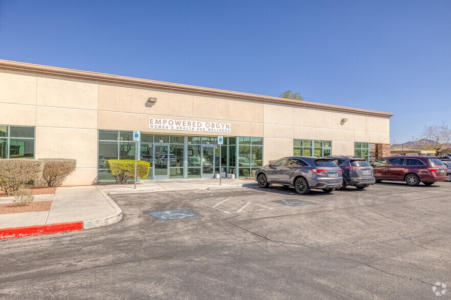 More Photos Of 3039 W Horizon Ridge Pky, Henderson Office For Sale