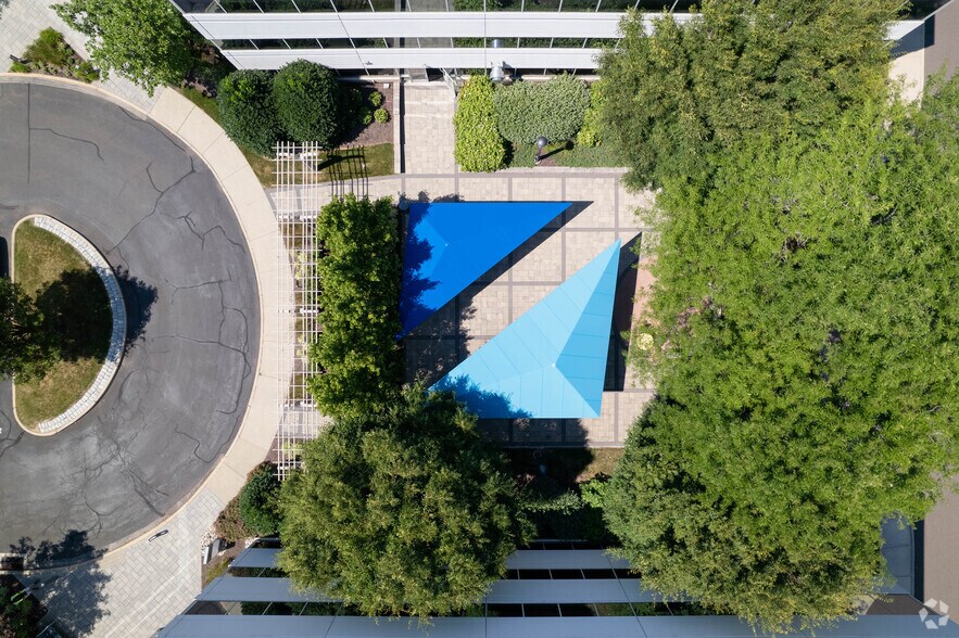 More Photos Of 240 Gibraltar Rd, Horsham Township Office For Lease