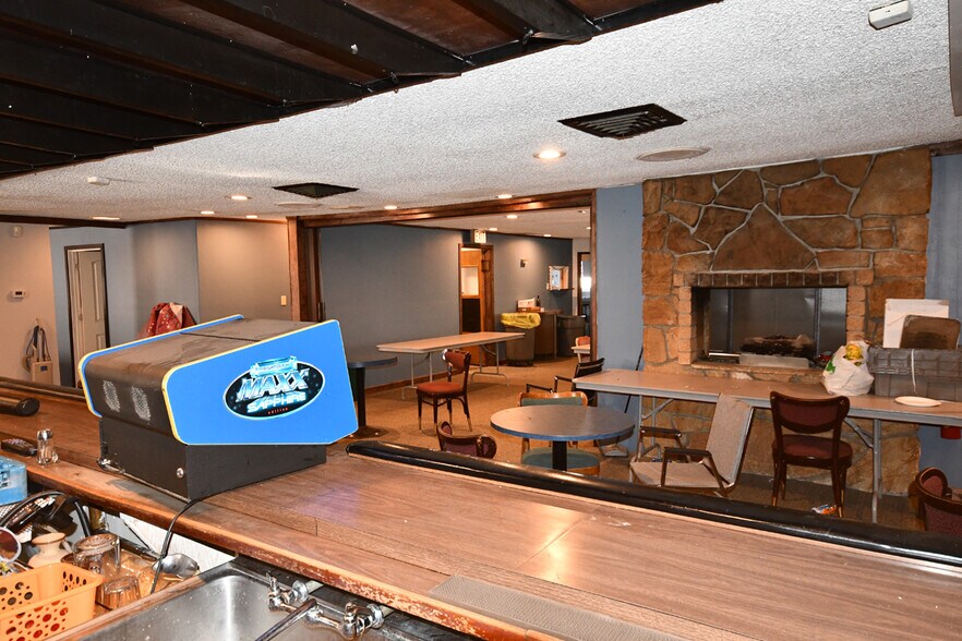 More Photos Of 2620 W 2nd St, The Dalles Restaurant For Sale