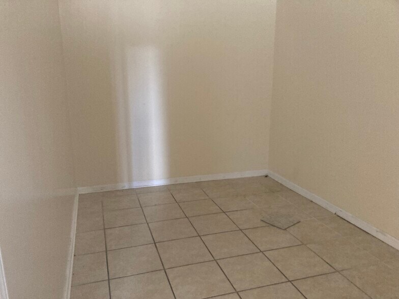 More Photos Of 722-730 S Horner Blvd, Sanford General Retail For Lease