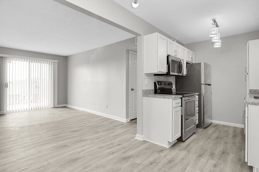 More Photos Of 3130 Saint Anthony Gardens Dr, Louisville Apartments For Sale