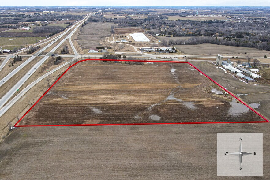 More Photos Of 5813 Michigan Ave, Manitowoc Land For Sale