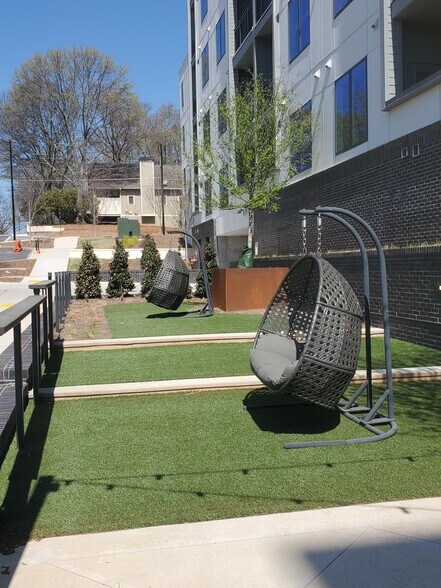 More Photos Of 982 Memorial Dr SE, Atlanta Apartments For Lease