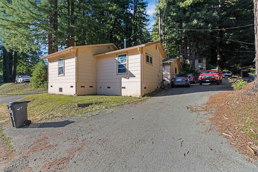 More Photos Of , Willits Unknown For Sale