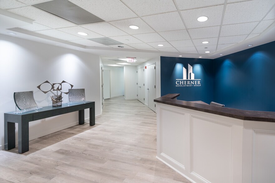 More Photos Of 1577 Spring Hill Rd, Vienna Office For Lease