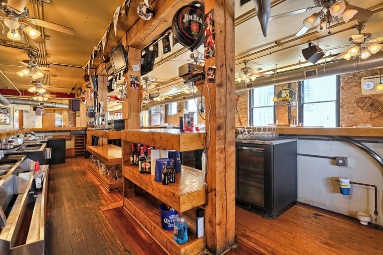 More Photos Of 321 N 2nd St, Harrisburg Restaurant For Lease