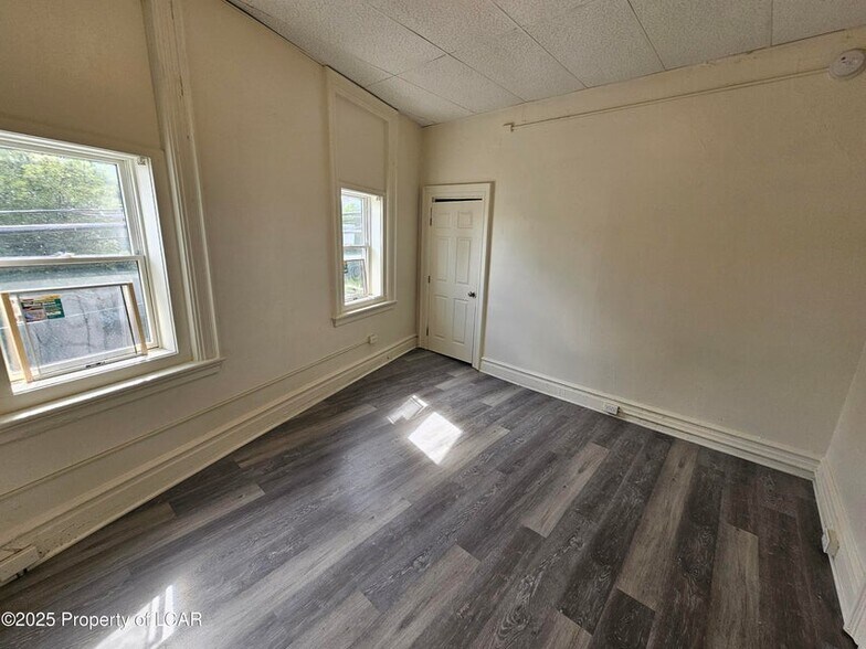 More Photos Of 380-384 S Franklin St S, Wilkes Barre Apartments For Sale