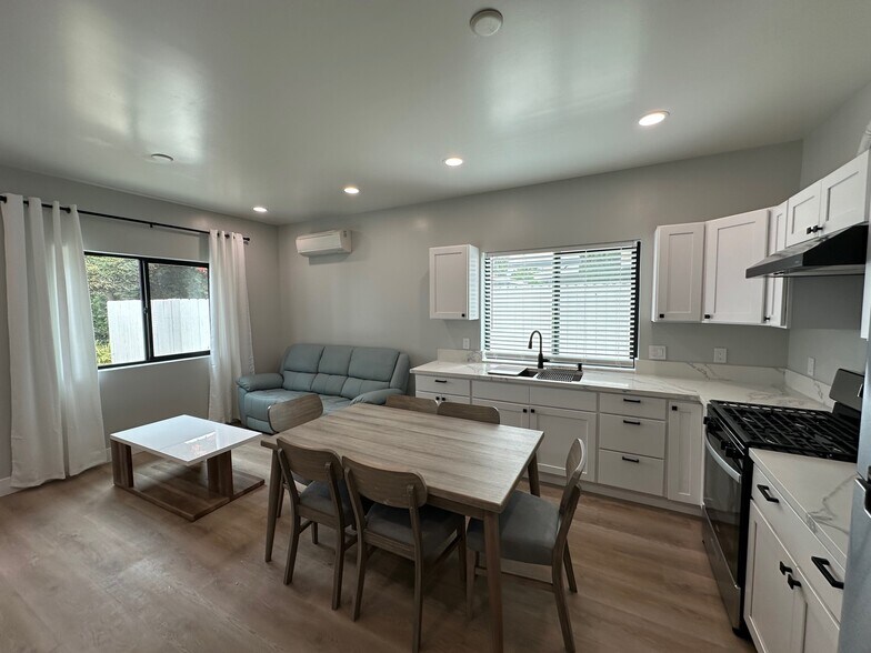 More Photos Of Undisclosed, Costa Mesa Apartments For Sale