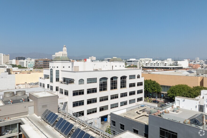 More Photos Of 120 Broadway, Santa Monica Office For Lease