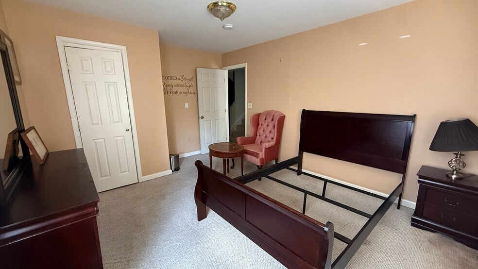 More Photos Of 5212 Astor Pl SE, Washington Assisted Living For Lease
