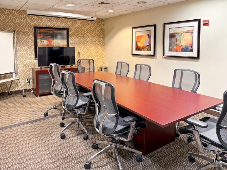 More Photos Of 1650 Market St, Philadelphia Coworking Space