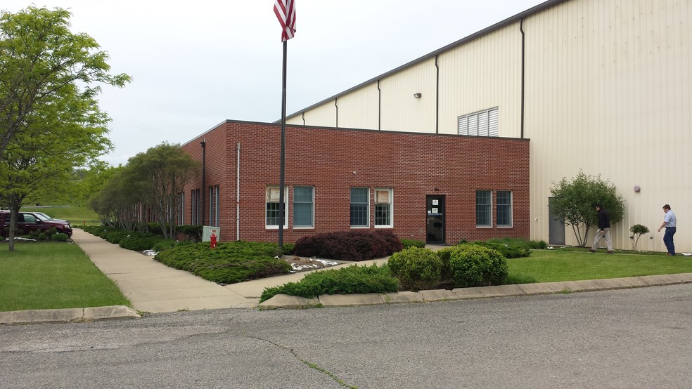 Primary Photo Of 4005 All American Way, Zanesville Light Manufacturing For Lease