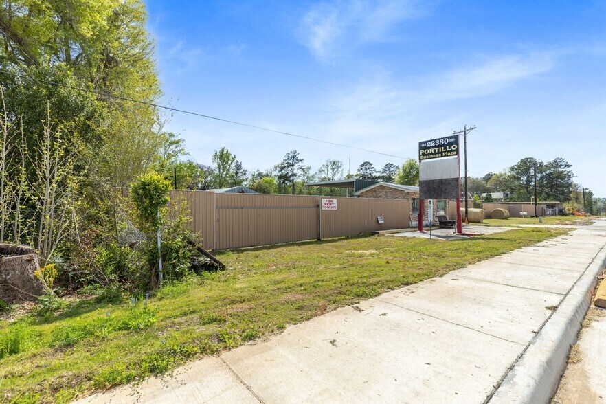 More Photos Of 22380 Highway 105, Cleveland Light Distribution For Sale