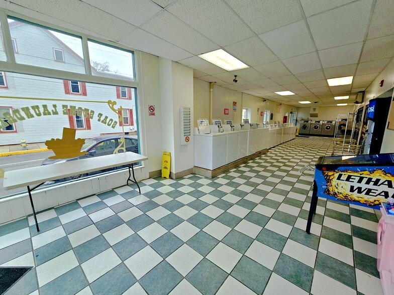 More Photos Of 302 S 6th St, Lebanon Storefront Retail Residential For Sale