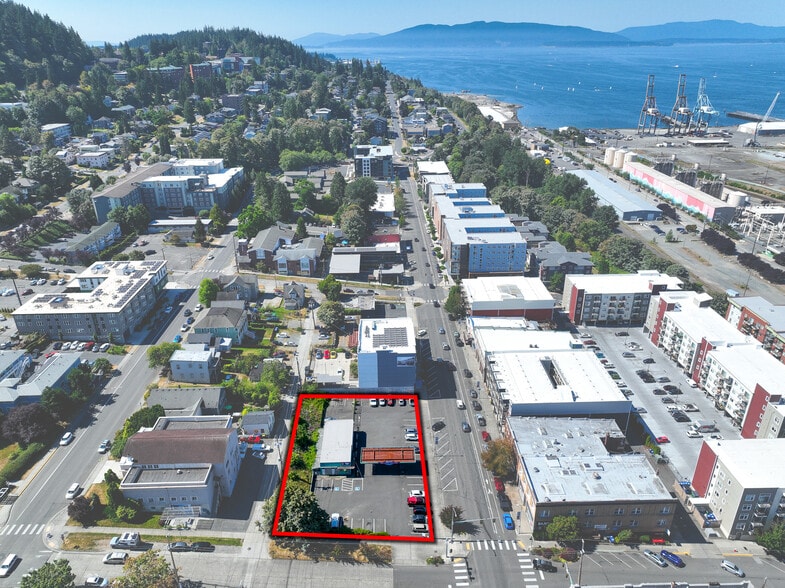 More Photos Of 1058 N State St, Bellingham General Retail For Sale