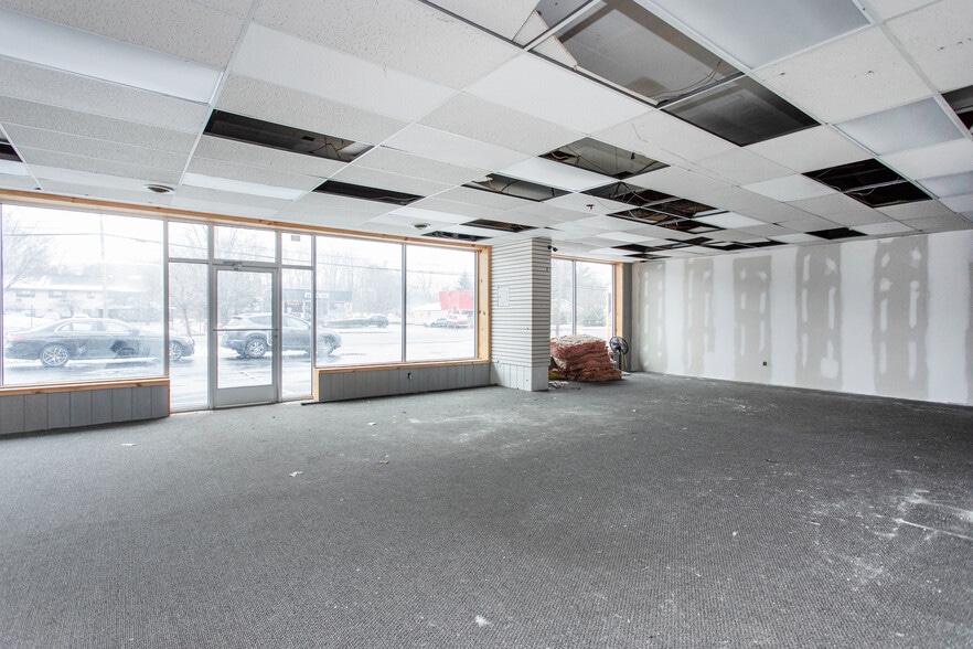 More Photos Of 1995 Central Ave, Albany Storefront Retail Office For Lease