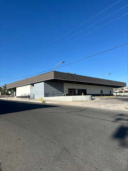 More Photos Of 120 S 1st Ave, Barstow Freestanding For Sale