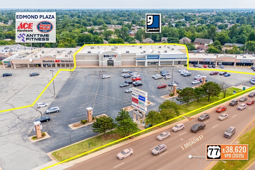 More Photos Of 28 E 15th St, Edmond Storefront For Sale