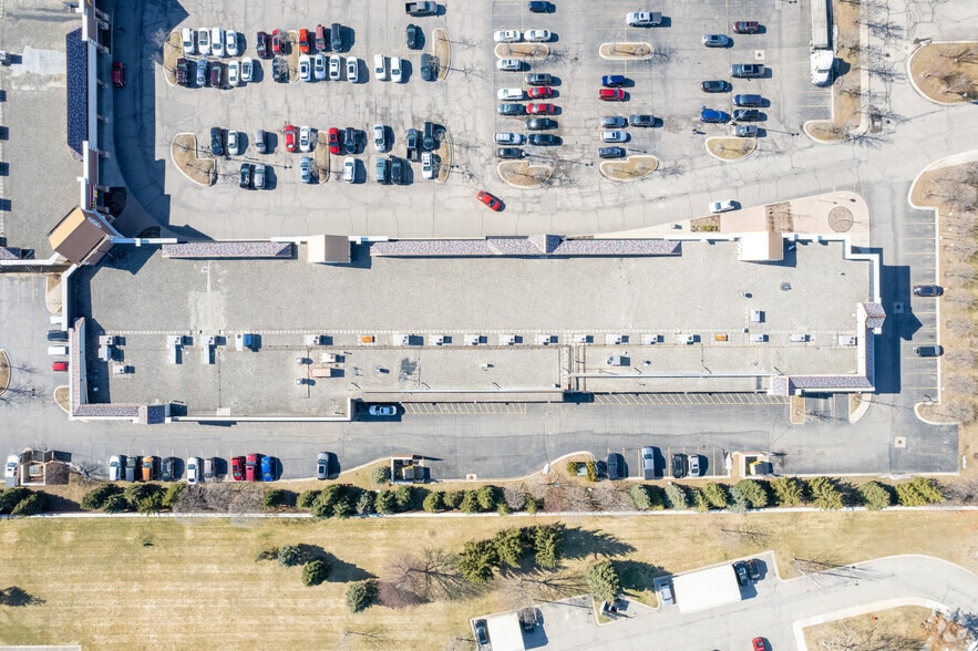 More Photos Of 31164-31208 Beck Rd, Novi Freestanding For Lease