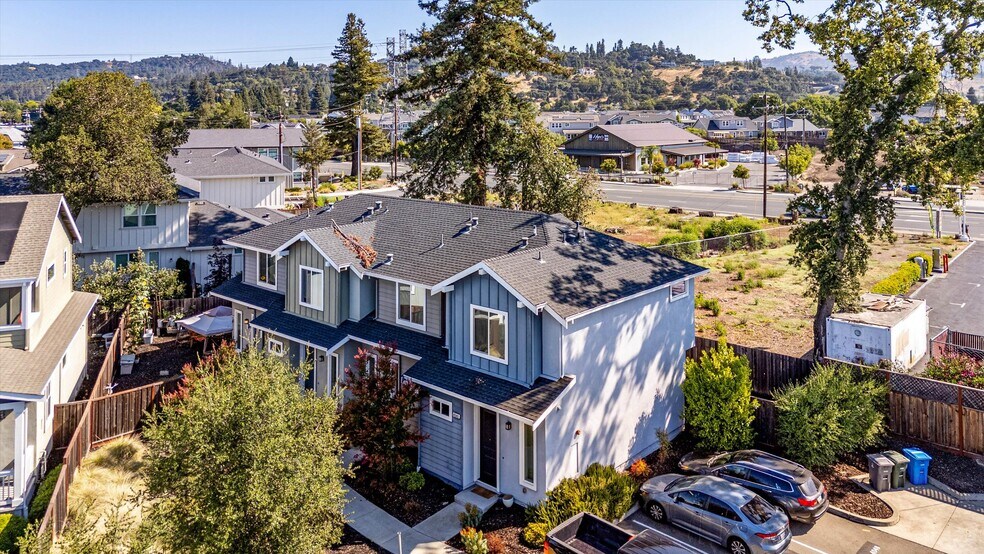 Primary Photo Of 4040 Alexander David Ct, Larkfield Apartments For Sale