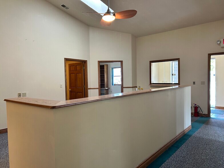 More Photos Of 3614-3616 Lake St, Kalamazoo Warehouse For Lease