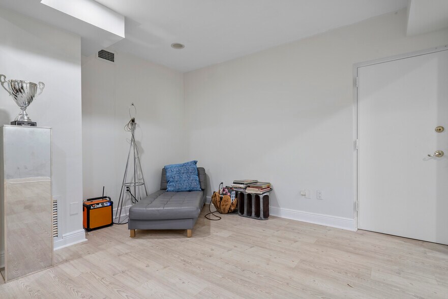 More Photos Of 875 NE 79th St, Miami Loft Creative Space For Lease