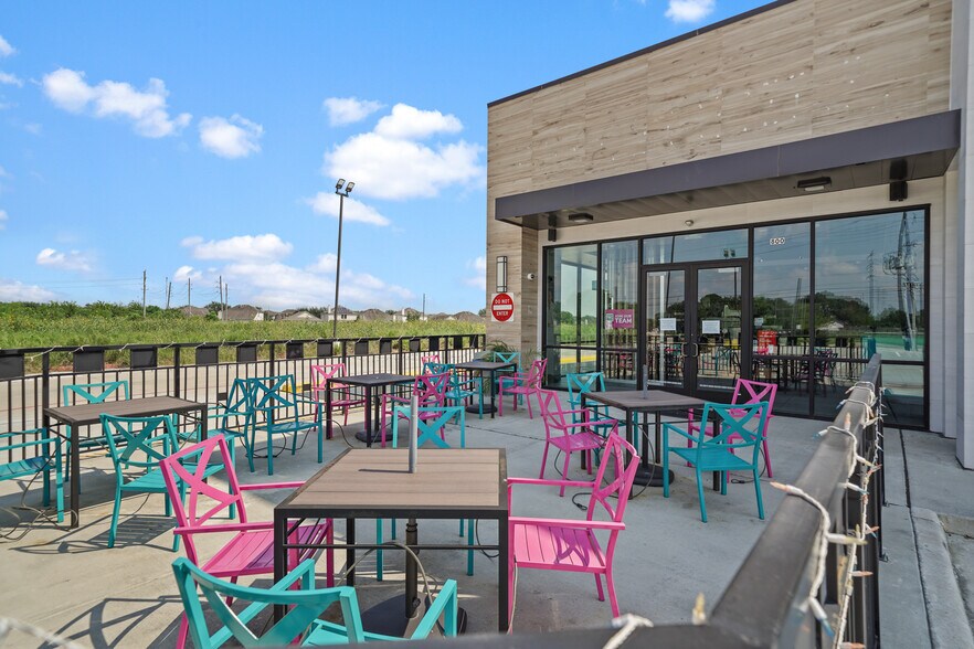 16340 Wallisville Rd, Houston, TX 77049 For Lease