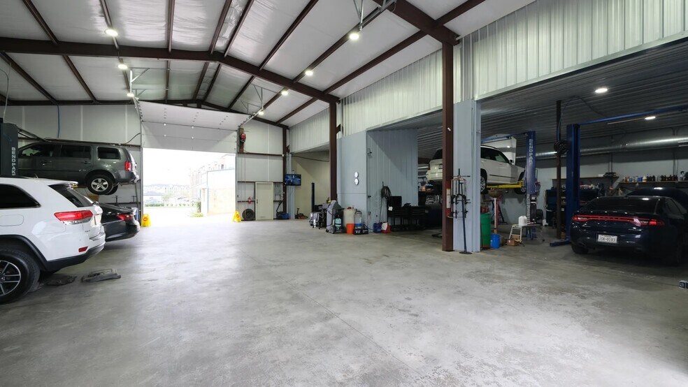 More Photos Of 16299 Farm to Market 1325 B rd, Austin Service For Sale