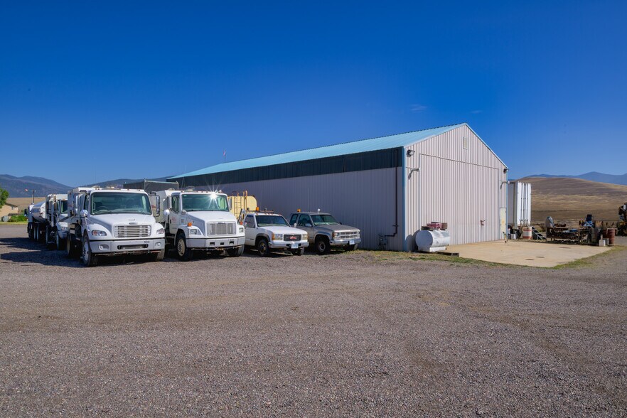 More Photos Of 9015 Cartage Rd, Missoula Specialty For Sale