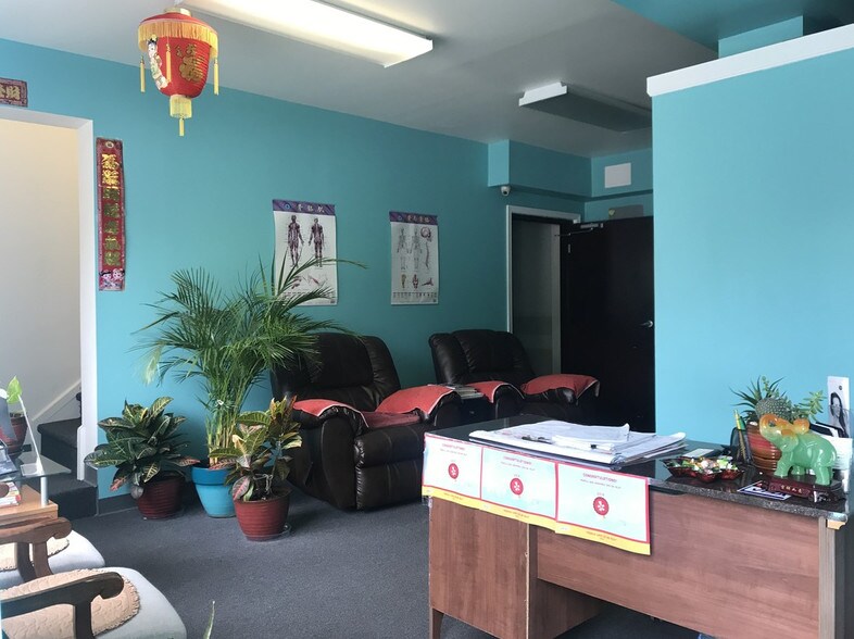 More Photos Of 2940 Dekalb Pike, Norristown Freestanding For Sale