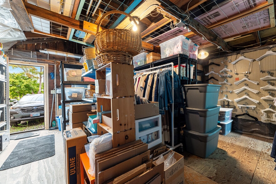 More Photos Of 19 Cottage St, Bar Harbor Storefront For Sale