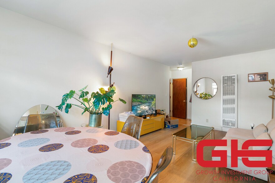 More Photos Of 259 N Euclid Ave, Pasadena Apartments For Sale