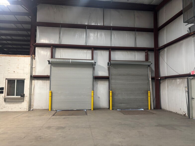 More Photos Of 3241 Benchmark Dr, Ladson Warehouse For Sale