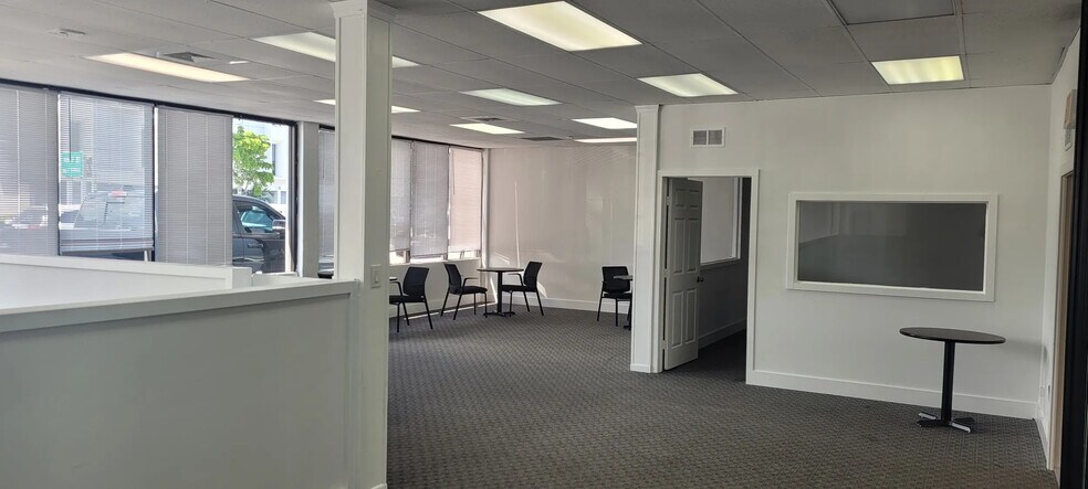 More Photos Of 475-487 Le Jeune Rd, Miami Unknown For Lease