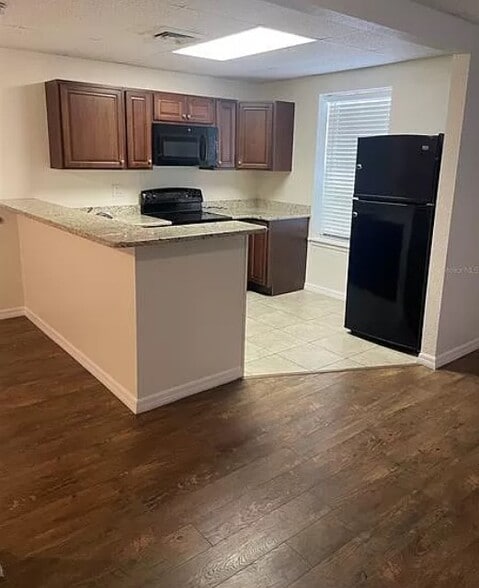 More Photos Of 400 Indian Rocks Rd N, Belleair Bluffs Storefront Retail Office For Lease