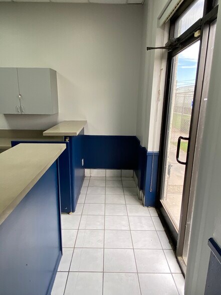 More Photos Of 2401 Portico Blvd, Calexico Warehouse For Lease