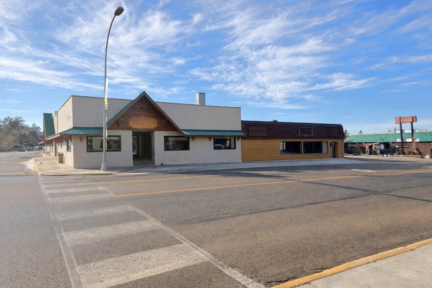 More Photos Of 601 Minnesota Ave, Walker General Retail For Lease