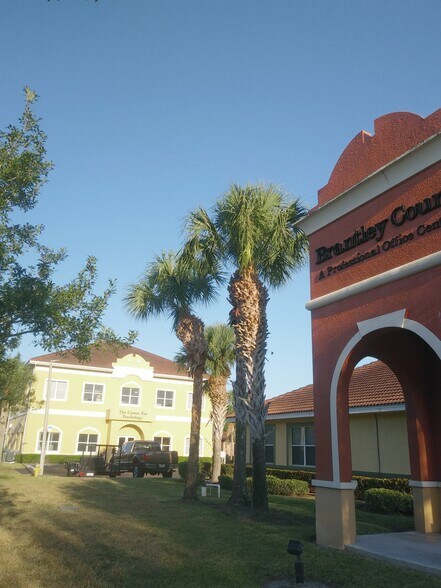 Primary Photo Of 12499 Brantley Commons Ct, Fort Myers Medical For Lease