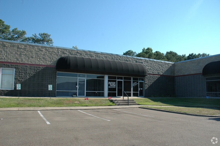 More Photos Of 3010 Lakeland Cv, Flowood Loft Creative Space For Lease