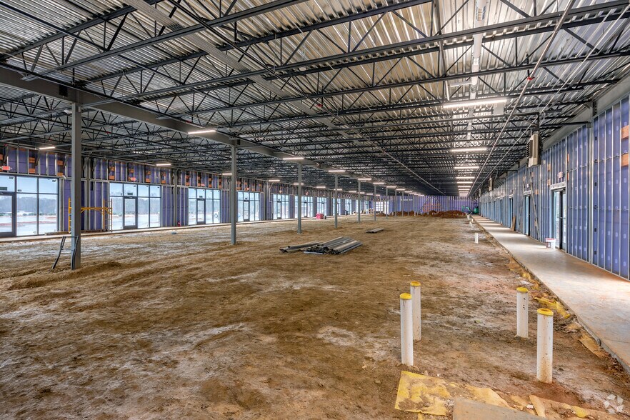 More Photos Of 7610 E NC 150 Hwy, Sherrills Ford Restaurant For Lease