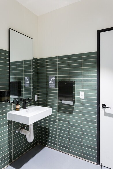 More Photos Of 7748 Santa Monica Blvd, West Hollywood General Retail For Sale