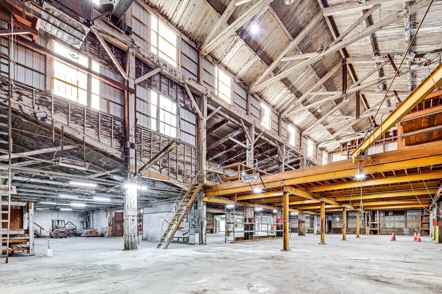 More Photos Of 3301 1st Ave S, Seattle Manufacturing For Lease