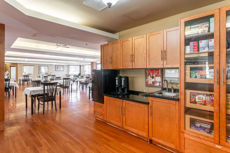 More Photos Of 33386 Bevan Ave, Abbotsford Assisted Living For Sale
