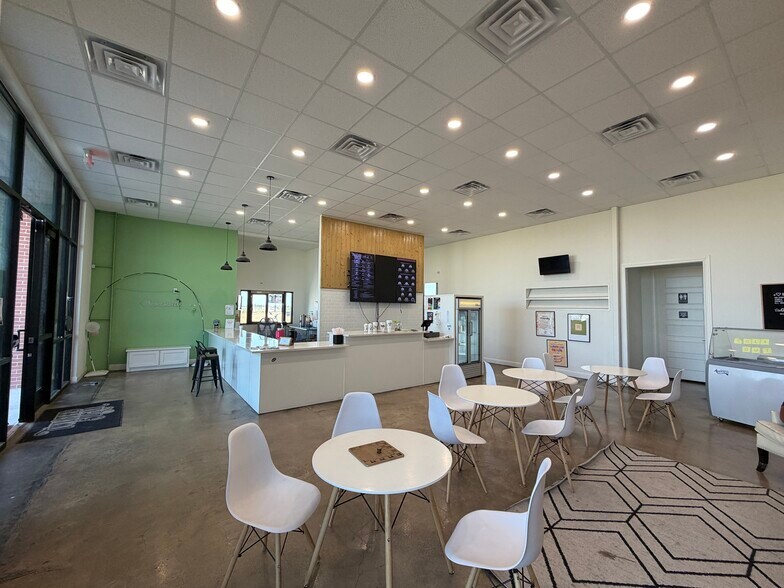 More Photos Of 6009 FM 307, Midland Storefront For Lease
