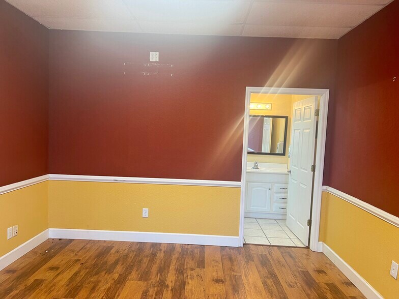 More Photos Of 2323 State Road 580, Clearwater Unknown For Lease