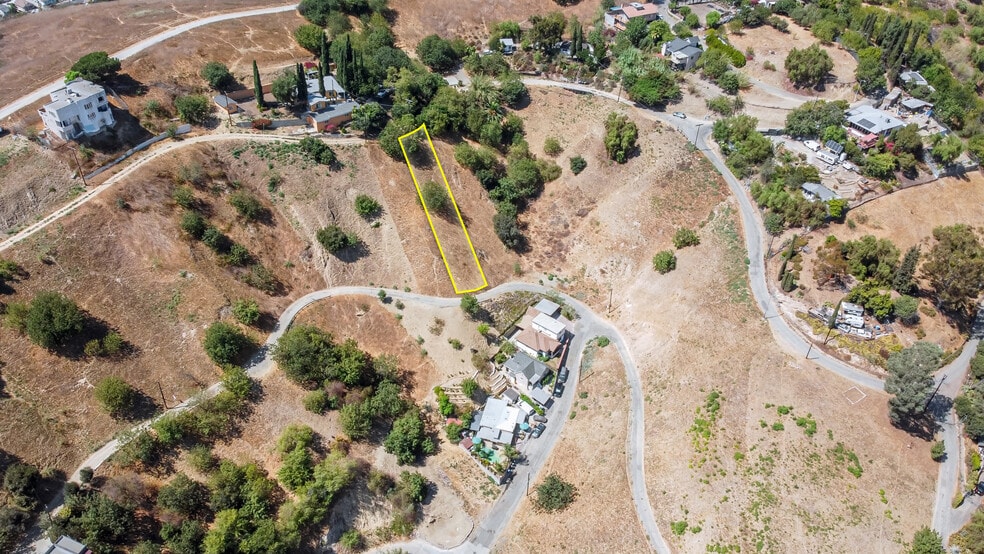 More Photos Of 2600 Paradise dr, Los Angeles Land For Sale