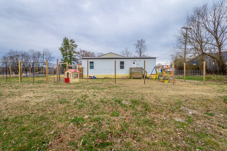 More Photos Of 8995 Dayton Pike, Soddy Daisy Restaurant For Sale