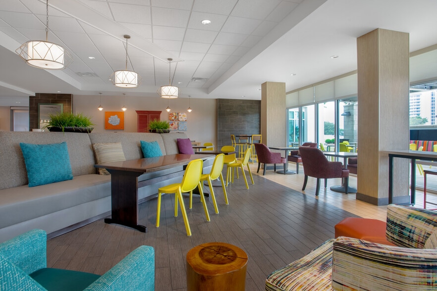 More Photos Of 14060 Emerald Coast Pkwy, Destin Hotel For Sale