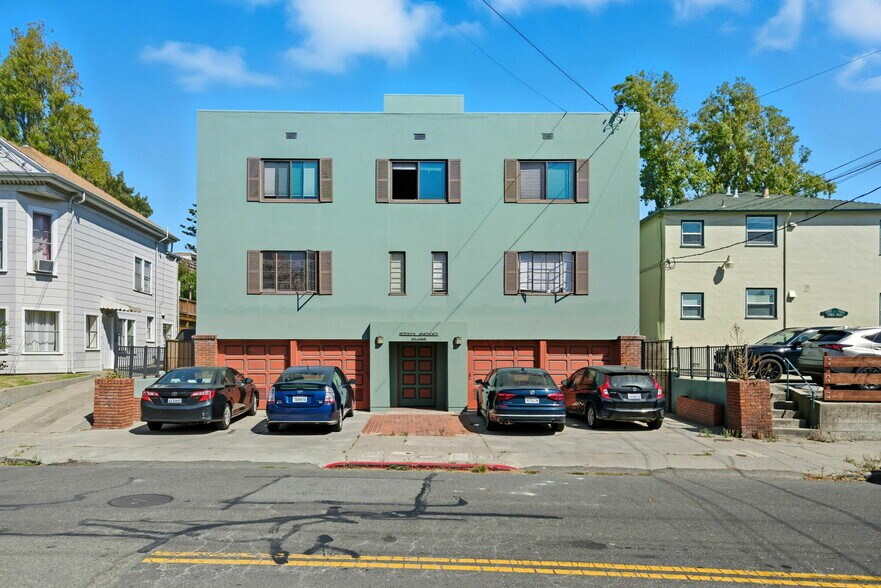 Primary Photo Of 1919 Curtis St, Berkeley Apartments For Sale