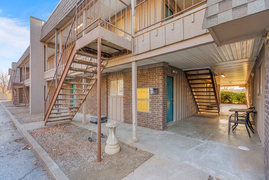 More Photos Of 5623 S Quincy Ave, Tulsa Apartments For Sale